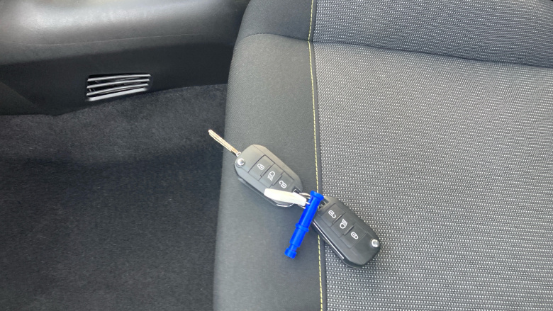 Citroen C3 1.2 PureTech Flair 5dr Petrol Hatchback